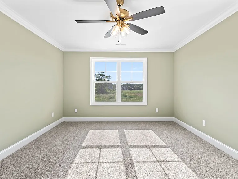 243 Susan Lynn Dr — Photo 16