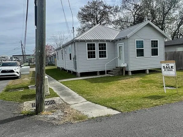 1015 Lafourche Dr, Thibodaux, LA 70301