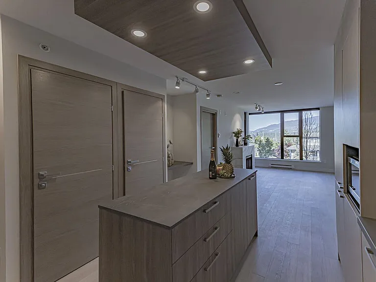 683 W Victoria Park #407 — Photo 1