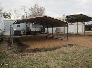2211 County Ln #175, Carthage, MO 64836
