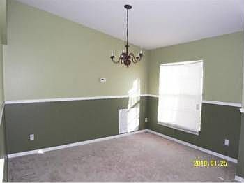 3rd image of 1561 SW Delos Ave