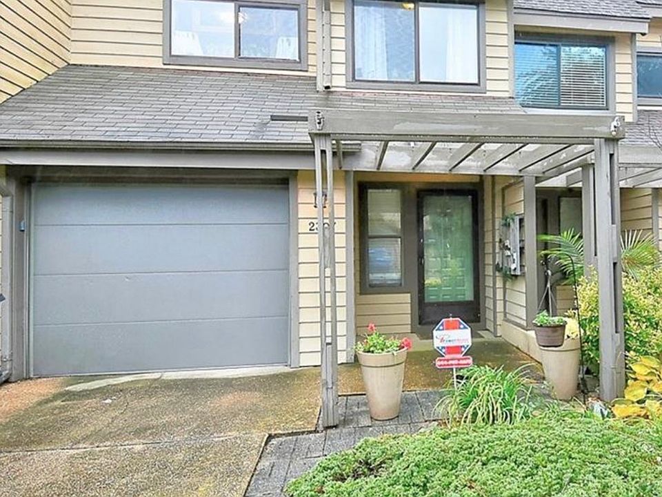 2nd image of 2307 Kingbird Ln #1