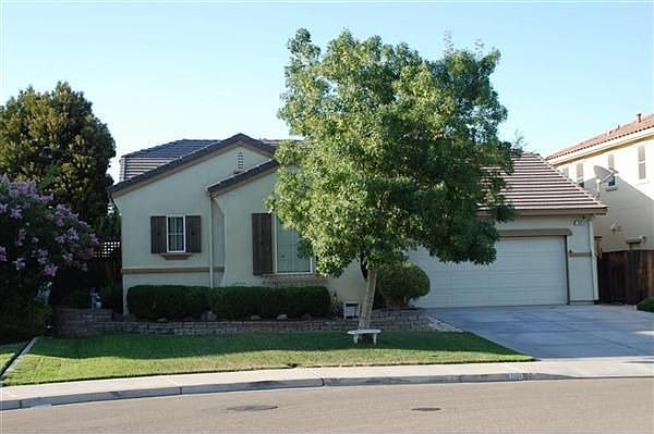 1st image of 309 Wisteria Ln
