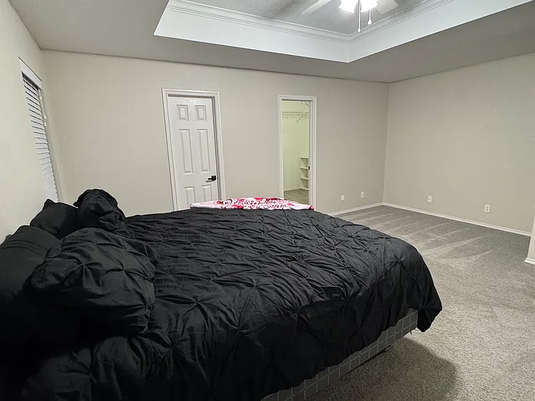 12818 Capri — Photo 11