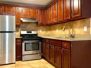 349 Pennsylvania Ave #3, Brooklyn, NY 11207