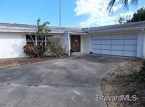 2nd image of 123 Jamaica Dr