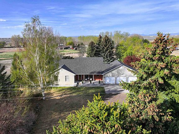 3rd image of 6659 Riverview Rd