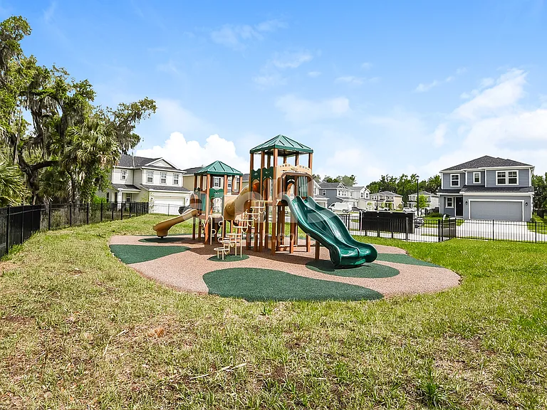 1550 Blue Nile Point — Photo 22