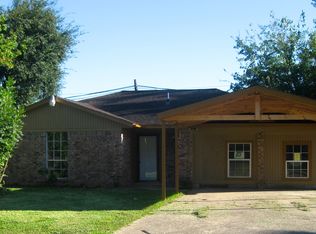 2314 Heather St, Highlands, TX 77562