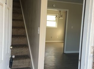 613 E Main St APT 1, Dallas, NC 28034