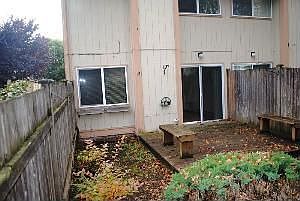 5th image of 1825 M St NE