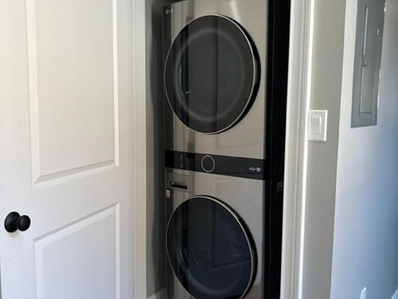 2nd image of 29 N Pearl St #4