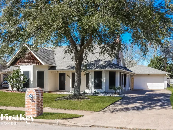 6611 Gleneagles Dr, Pasadena, TX 77505