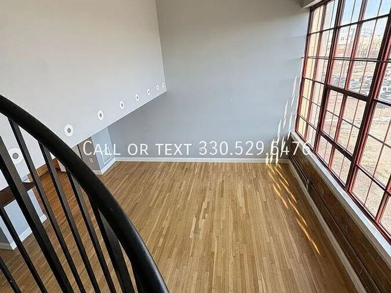 2404 Prospect Ave — Photo 39