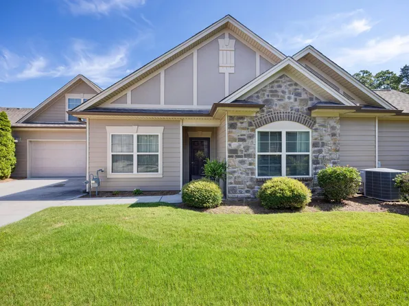 1638 Sedgefield Dr, Ooltewah, TN 37363