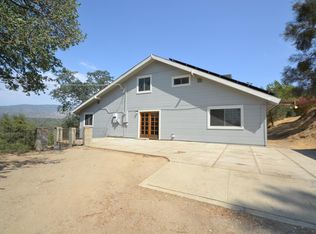 30881 Little Sandy Rd, Prather, CA 93651