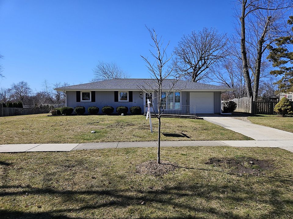 1st image of 124 Westover Ln