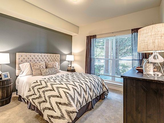 Oversized windows for optimal lighting