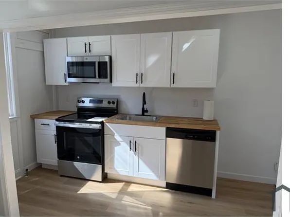 222 Wright Ave, Darby, PA 19023
