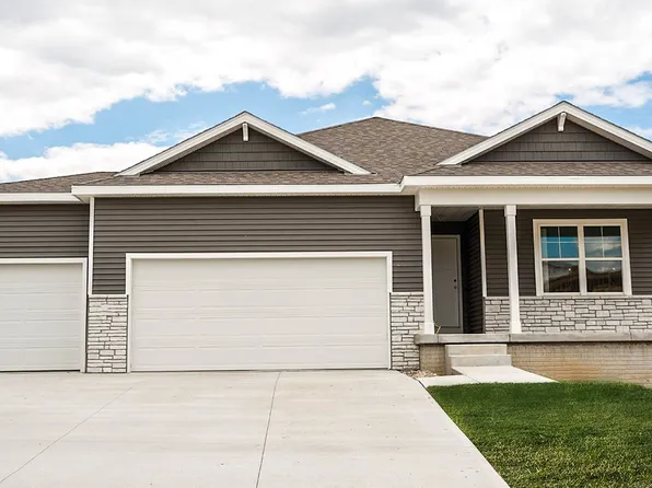 1000 34th St SE, Altoona, IA 50009