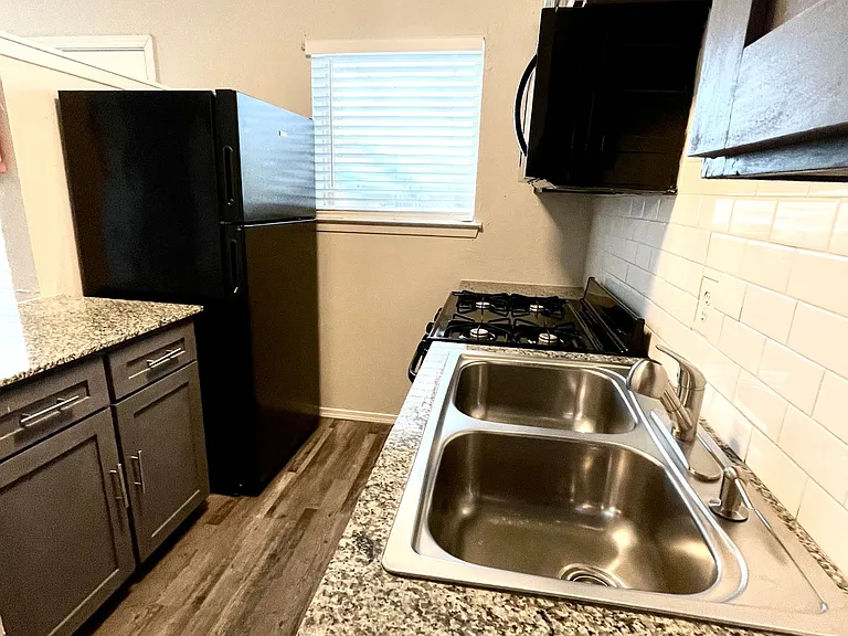 Texas Apartments: Leasing Specials! Remodeled Units Now Available in Terrell! — Photo 6