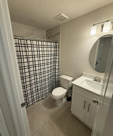 N Renfrew Pl — Photo 2