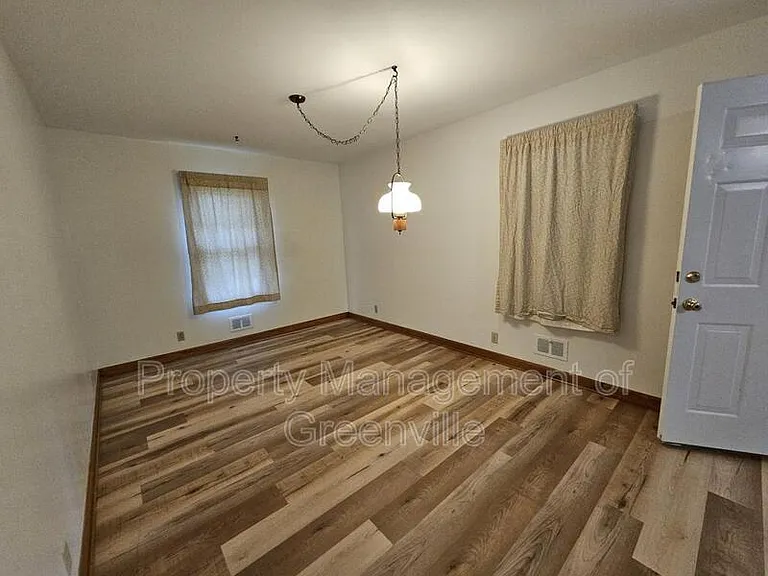 400 Berea Dr — Photo 10
