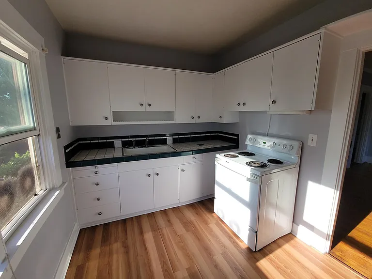 2805 NE 59th Ave — Photo 11
