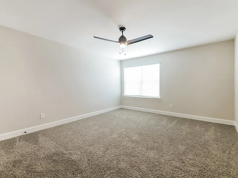 804 Princeton Hts — Photo 11