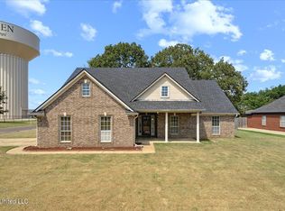 2660 Pyramid Dr, Southaven, MS 38672