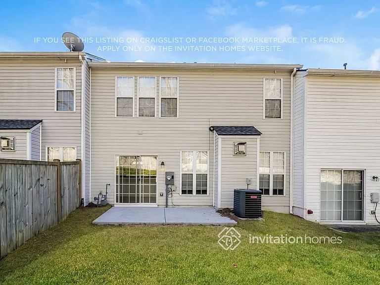 233 Regent Sq — Photo 14