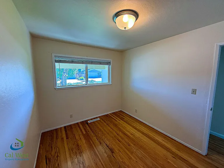 5331 Rimwood Dr — Photo 24