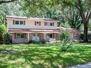 1302 Wallwood Dr, Brandon, FL 33510