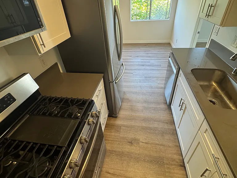 3725 Glendon Ave #207 — Photo 5