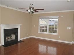 3rd image of 1238 California Dr