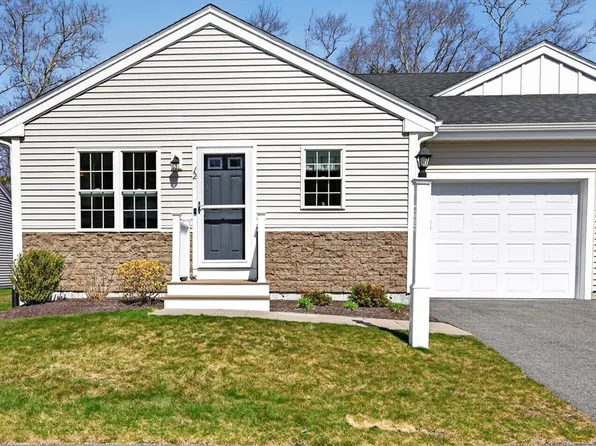 12 Ocean Walk Dr #12, Plymouth, MA 02360