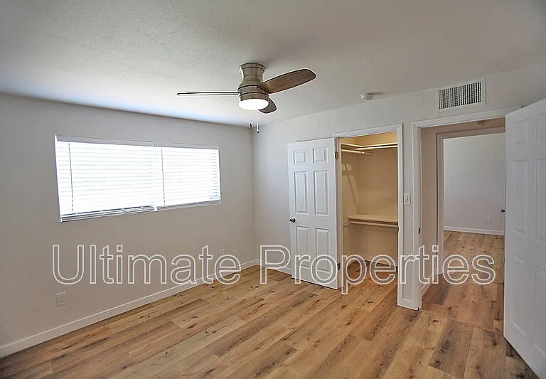 4129 E Bluefield Ave — Photo 17