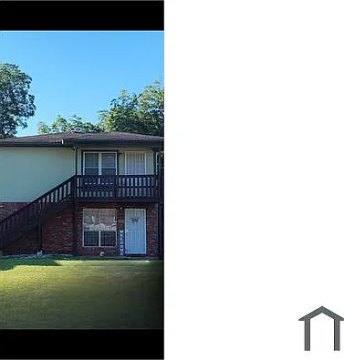 1021 McMillon Ave SW #D — Photo 1