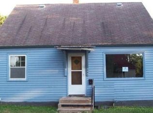 204 6th Ave NE, Watertown, SD 57201