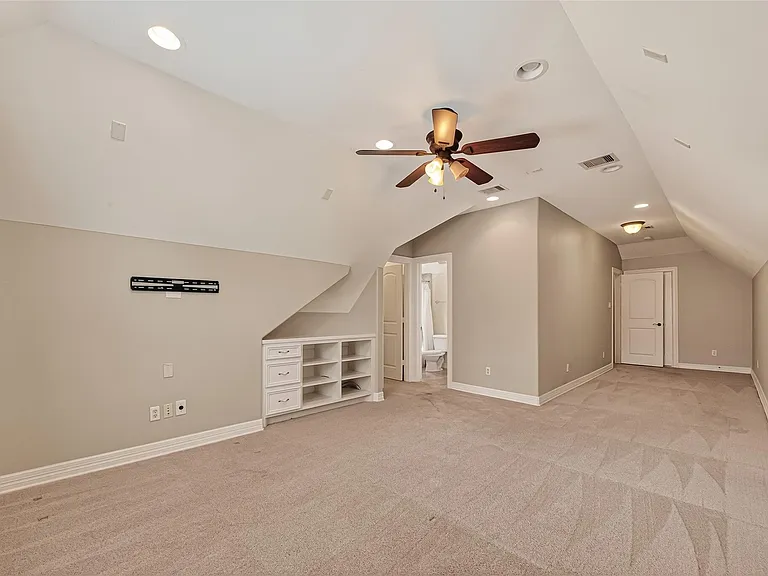 5319 Fayette St — Photo 42