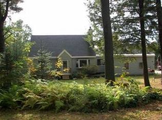 25 Country Ln, Campton, NH 03223