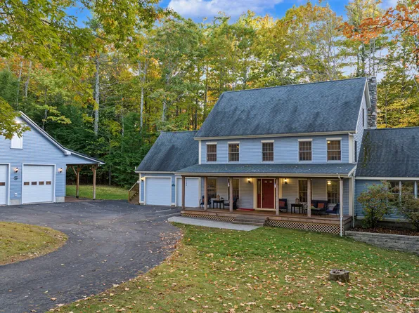 8 Presidential View, Raymond, ME 04071