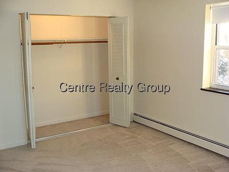 2nd image of 210 Lexington St