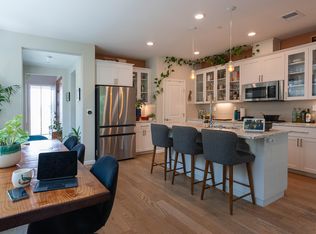 1730 Waterside Ln, Rohnert Park, CA 94928