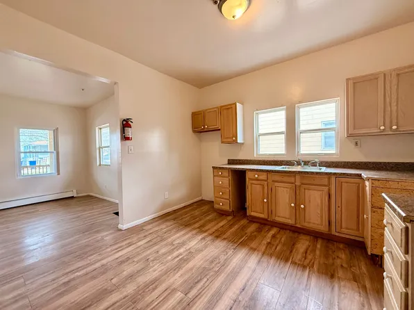 413-415 E Broad St, 413-415 Broad St E, Millville, NJ 08332