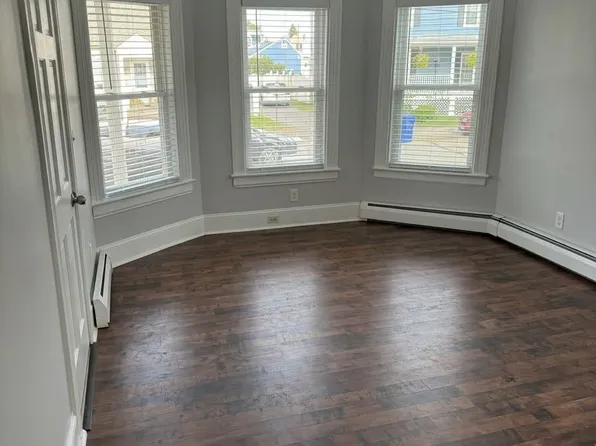 11 Congress St #1, Manchester, NH 03102
