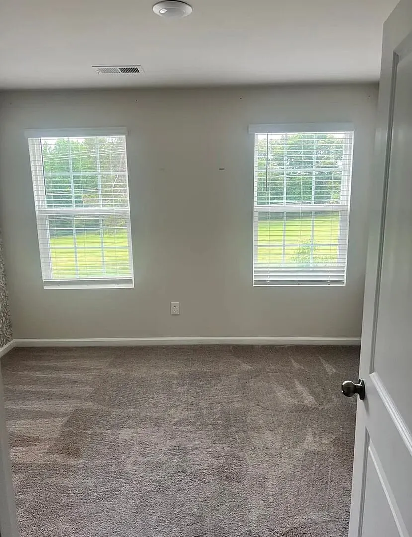 Charming Home in Travelers Rest! — Photo 4