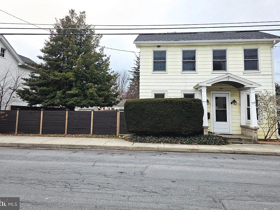 1st image of 100 S Chestnut St