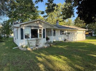 504 N Main St, Topeka, IN 46571