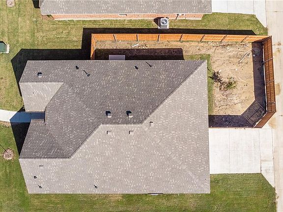 5th image of 538 Cottonview Dr